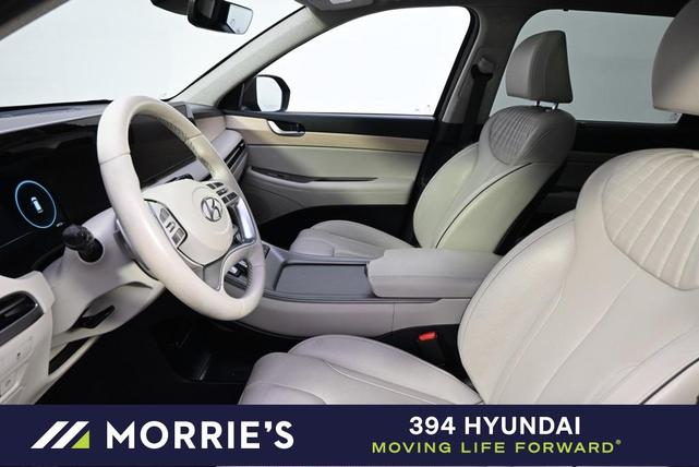 Photo of 2023 Burgundy Hyundai PALISADE