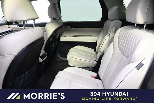 Photo of 2023 Burgundy Hyundai PALISADE