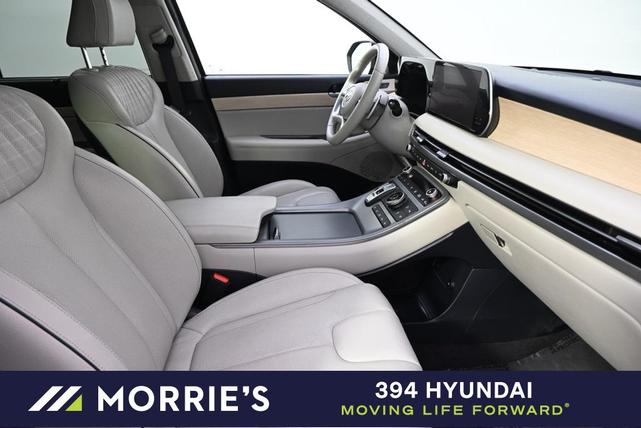 Photo of 2023 Burgundy Hyundai PALISADE