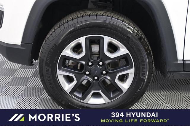 Photo of 2018 White Clearcoat Jeep Compass