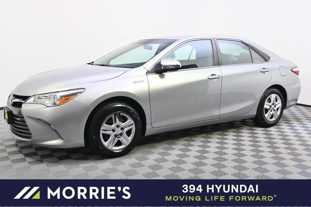 Photo of 2016 Celestial Silver Metallic Toyota Camry Hybrid