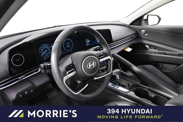Photo of 2025 White Hyundai ELANTRA HEV