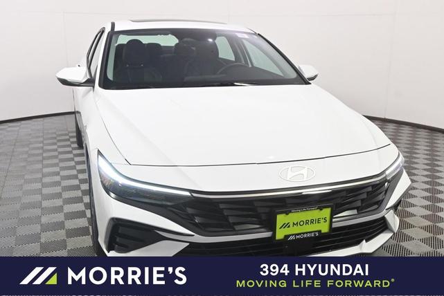 Photo of 2025 White Hyundai ELANTRA HEV