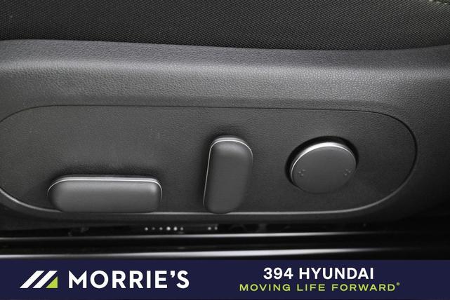 Photo of 2025 White Hyundai KONA