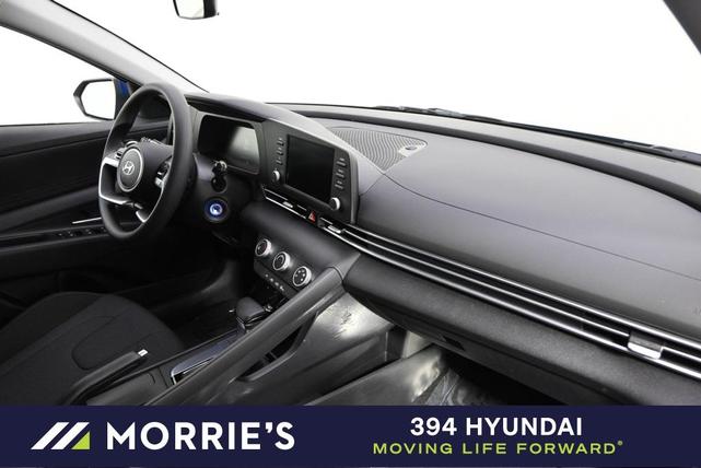 Photo of 2025 Intense Blue Hyundai ELANTRA