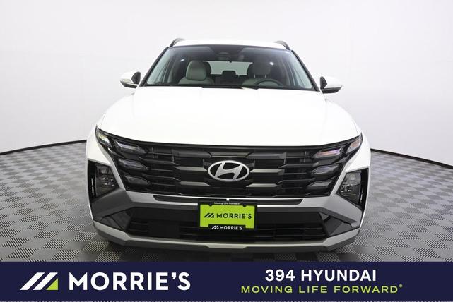 Photo of 2025 White Pearl Hyundai TUCSON