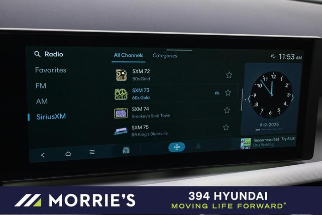 Photo of 2025 White Pearl Hyundai TUCSON