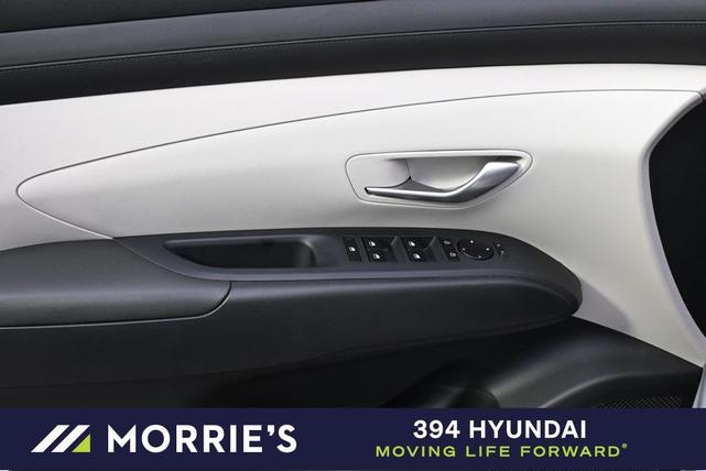 Photo of 2025 White Pearl Hyundai TUCSON