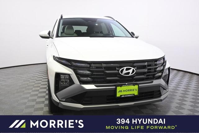 Photo of 2025 White Pearl Hyundai TUCSON