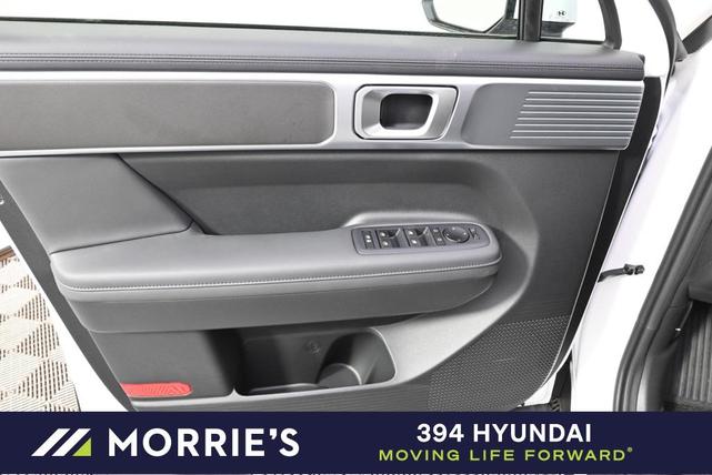 Photo of 2025 White Hyundai SANTA FE HEV