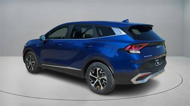 Photo of 2023 Sapphire Blue Kia Sportage