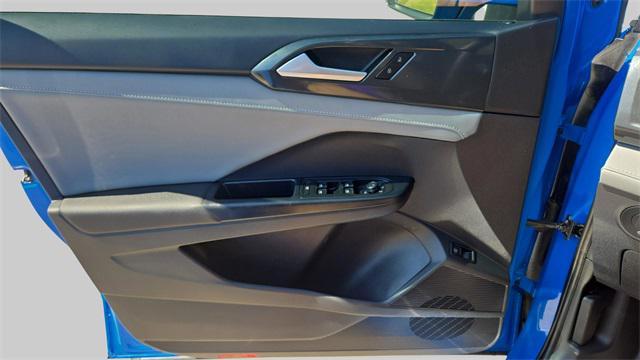 Photo of 2022 Cornflower Blue Volkswagen Taos