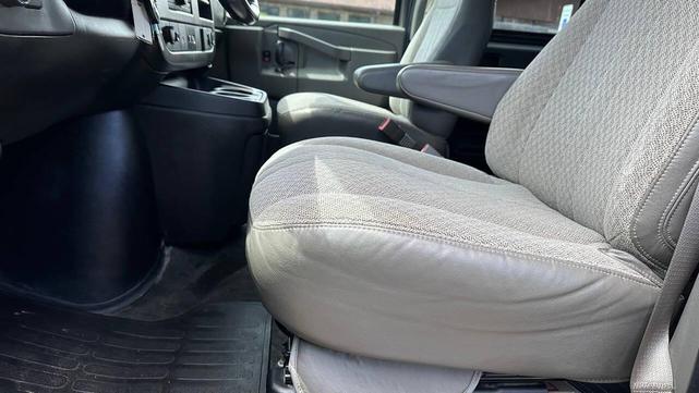 Photo of 2017 Graphite Metallic Chevrolet Express 2500