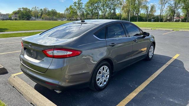 Photo of 2013 Sterling Gray Metallic Ford Fusion