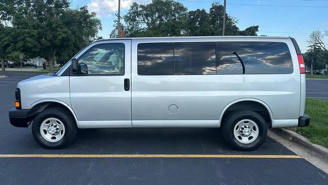 Photo of 2016 Sheer Silver Metallic Chevrolet Express 2500