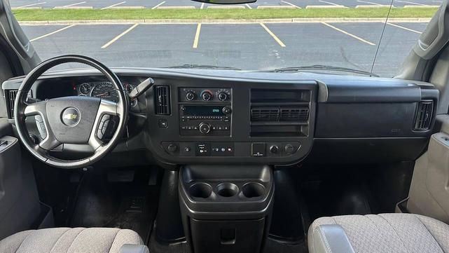 Photo of 2016 Sheer Silver Metallic Chevrolet Express 2500