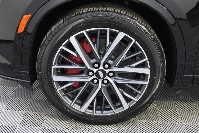Photo of 2025 Stellar Black Metallic Cadillac XT6