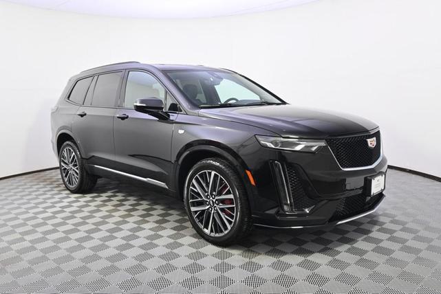 Photo of 2025 Stellar Black Metallic Cadillac XT6