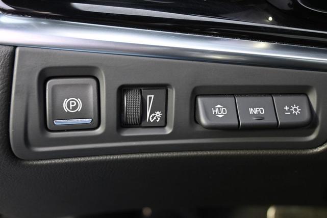 Photo of 2025 Stellar Black Metallic Cadillac XT6
