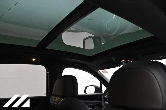 Photo of 2023 Extreme Silver Bentley Bentayga