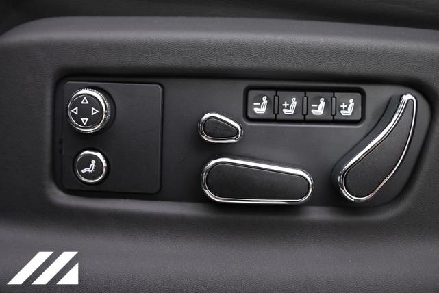 Photo of 2023 Extreme Silver Bentley Bentayga
