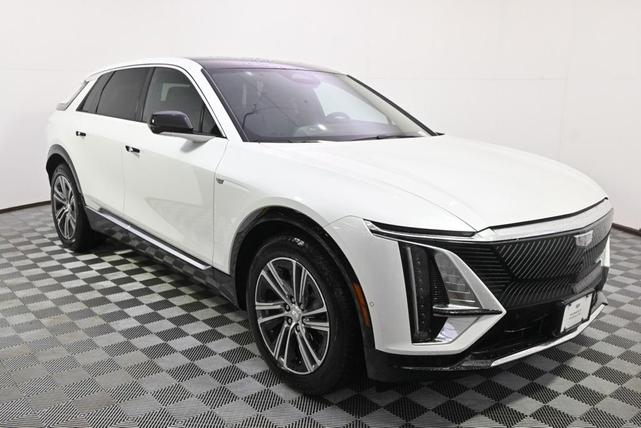 Photo of 2025 Crystal White Cadillac LYRIQ