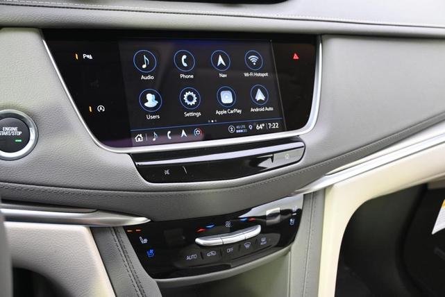 Photo of 2025 Crystal White Cadillac XT5
