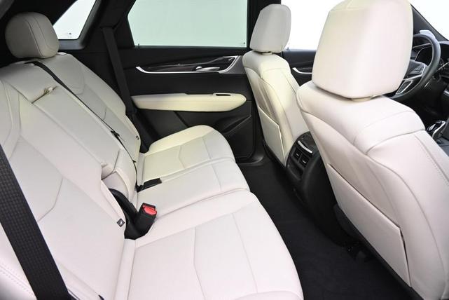 Photo of 2025 Crystal White Tri-Coat Cadillac XT5