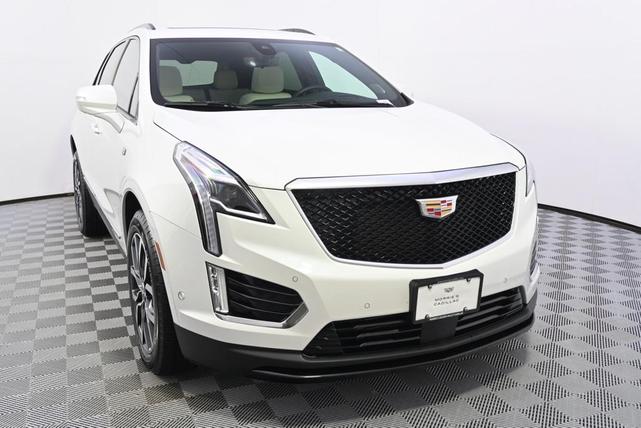 Photo of 2025 Crystal White Tri-Coat Cadillac XT5