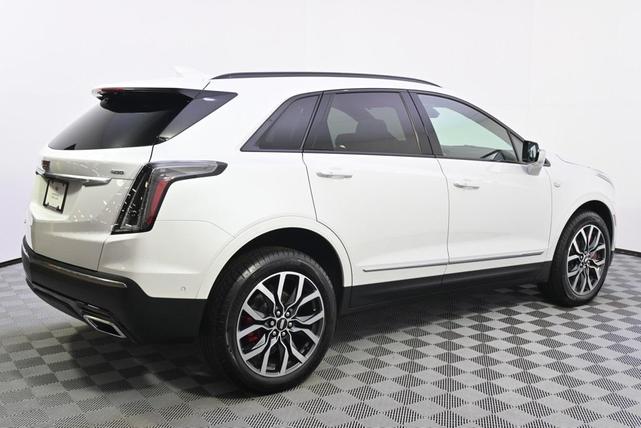 Photo of 2025 Crystal White Tri-Coat Cadillac XT5