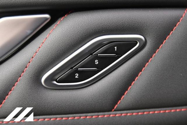 Photo of 2024 Bianco Maserati Levante