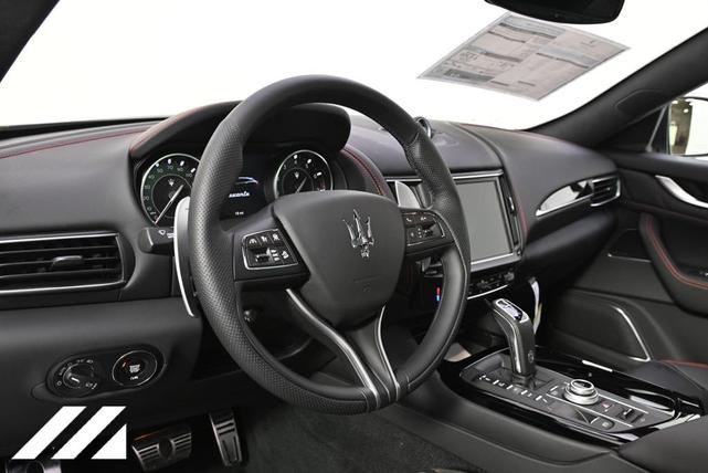 Photo of 2024 Bianco Maserati Levante