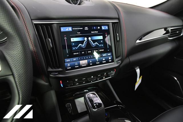 Photo of 2024 Bianco Maserati Levante