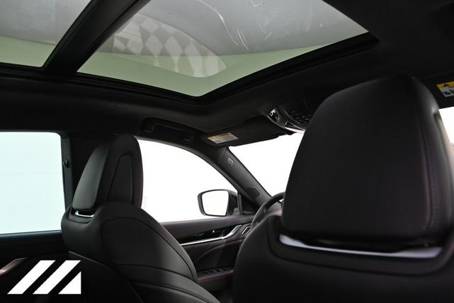 Photo of 2024 Bianco Maserati Levante