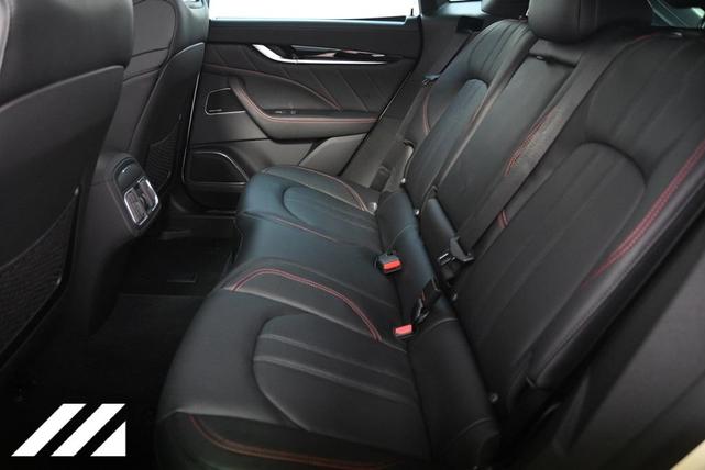 Photo of 2024 Bianco Maserati Levante
