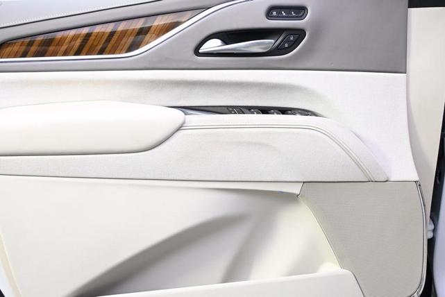 Photo of 2024 Crystal White Tri-Coat Cadillac Escalade