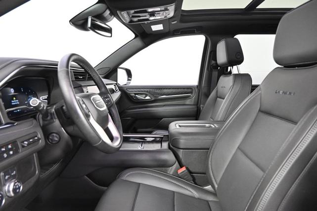 Photo of 2024 Onyx Black GMC Yukon XL