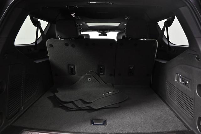 Photo of 2024 Onyx Black GMC Yukon XL