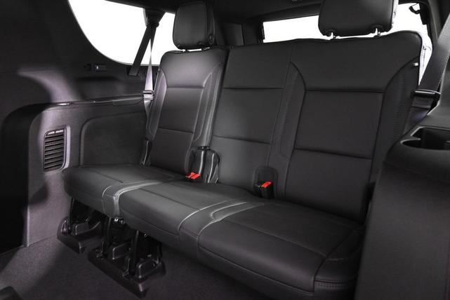 Photo of 2024 Onyx Black GMC Yukon XL