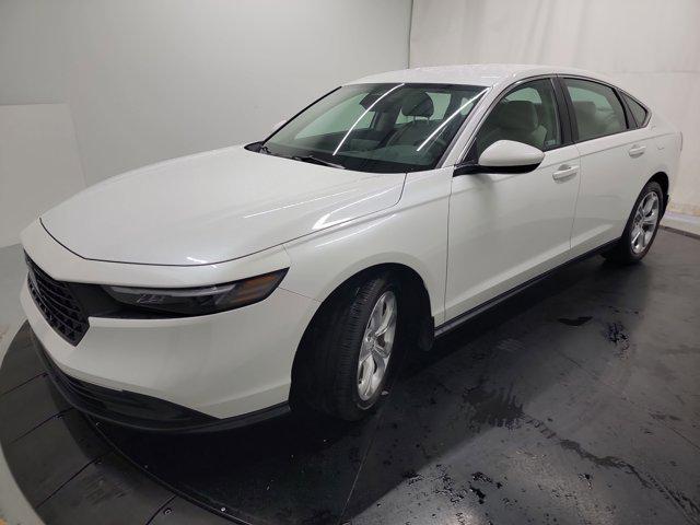 Photo of 2023 Platinum White Pearl Honda Accord