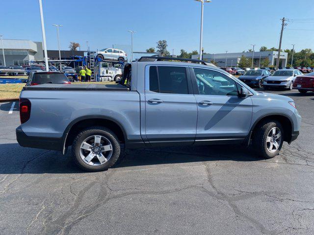 Photo of 2025 Gray Honda Ridgeline