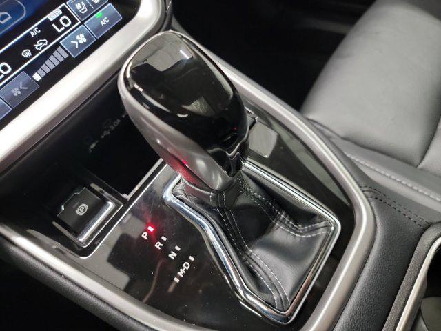 Photo of 2023 Crystal White Pearl Subaru Outback