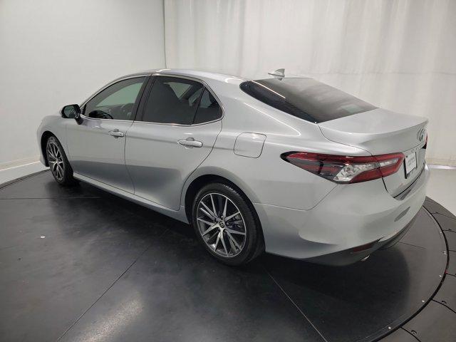 Photo of 2022 Predawn Gray Mica Toyota Camry Hybrid