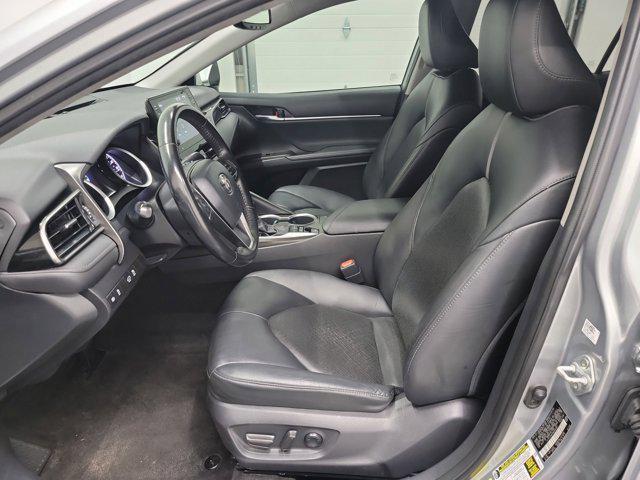 Photo of 2022 Predawn Gray Mica Toyota Camry Hybrid