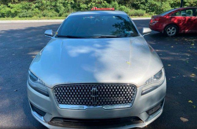 Photo of 2017 Ingot Silver Lincoln MKZ