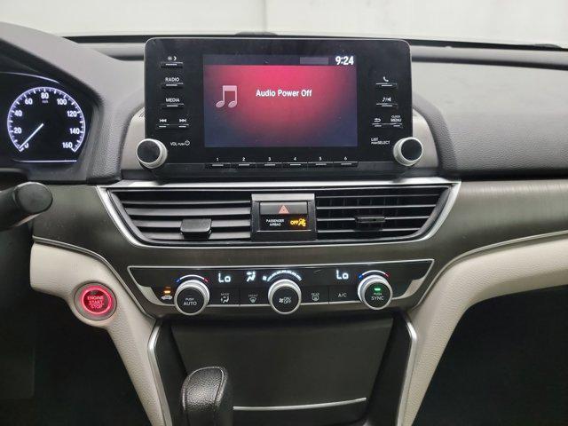 Photo of 2019 Platinum White Pearl Honda Accord