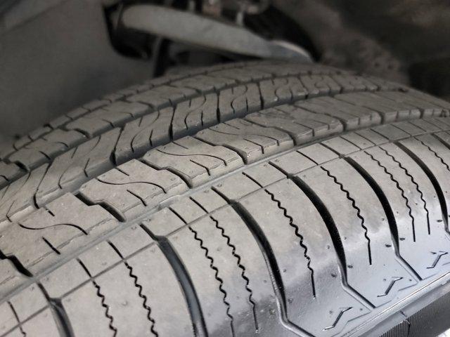 Photo of 2018 Blizzard Pearl Toyota Sequoia