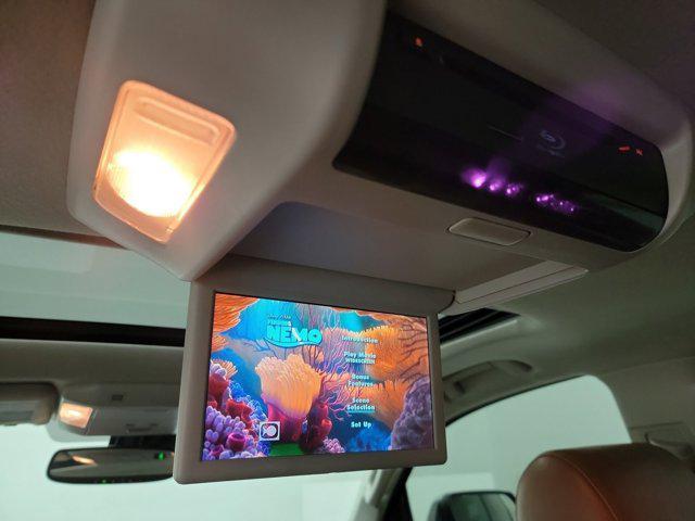 Photo of 2018 Blizzard Pearl Toyota Sequoia