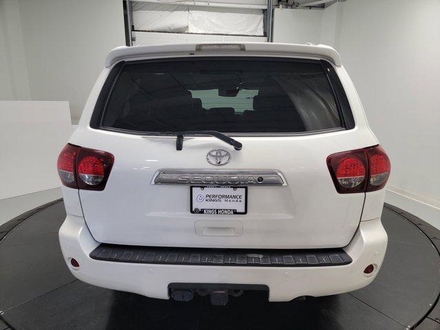 Photo of 2018 Blizzard Pearl Toyota Sequoia