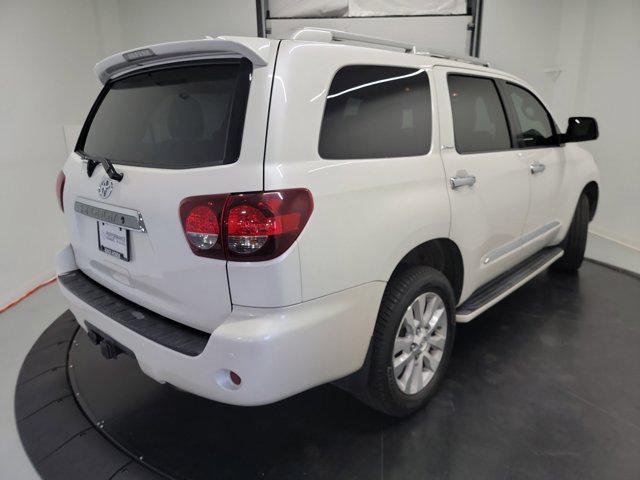 Photo of 2018 Blizzard Pearl Toyota Sequoia